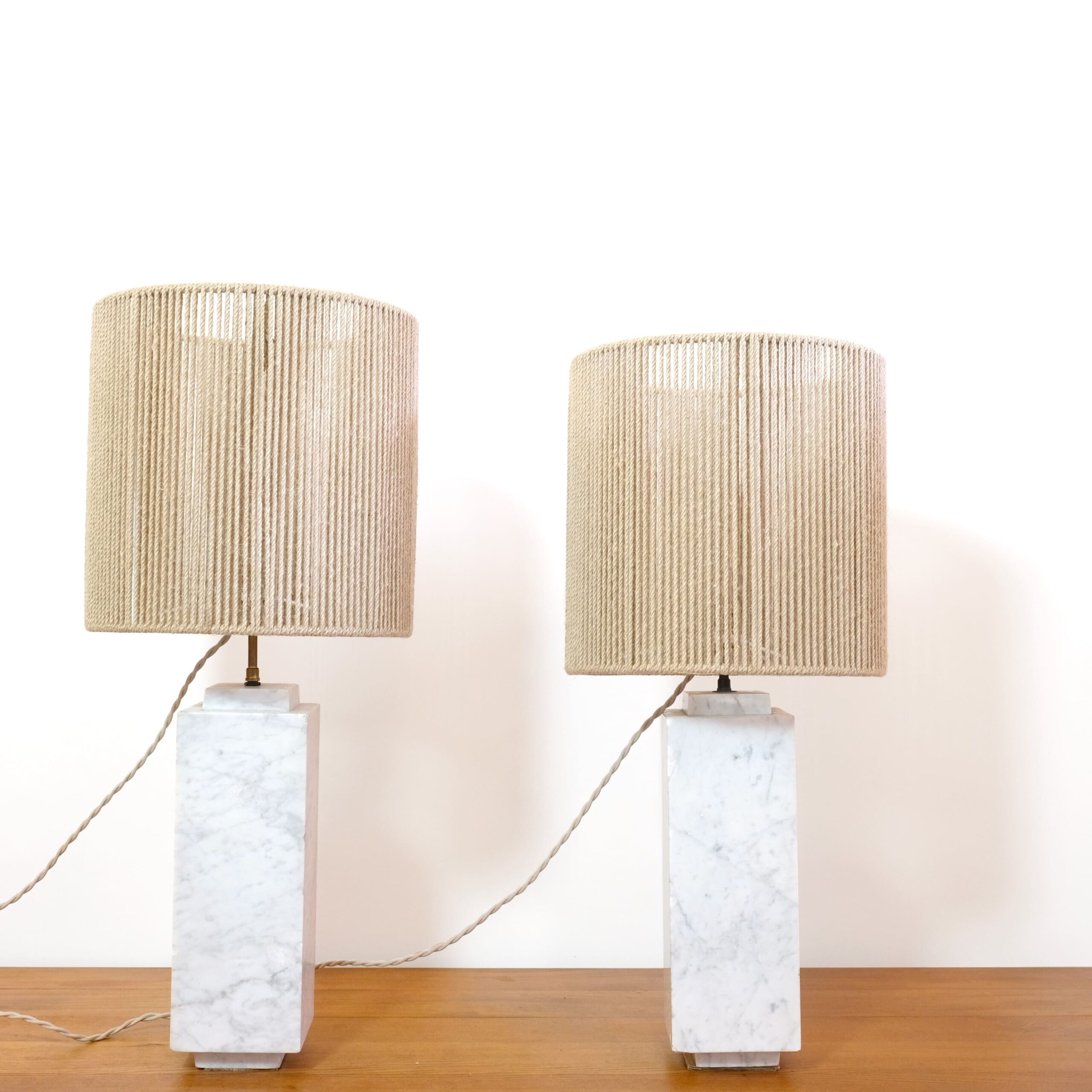 Pair of marble lamps from the sixties, with their rope shade.