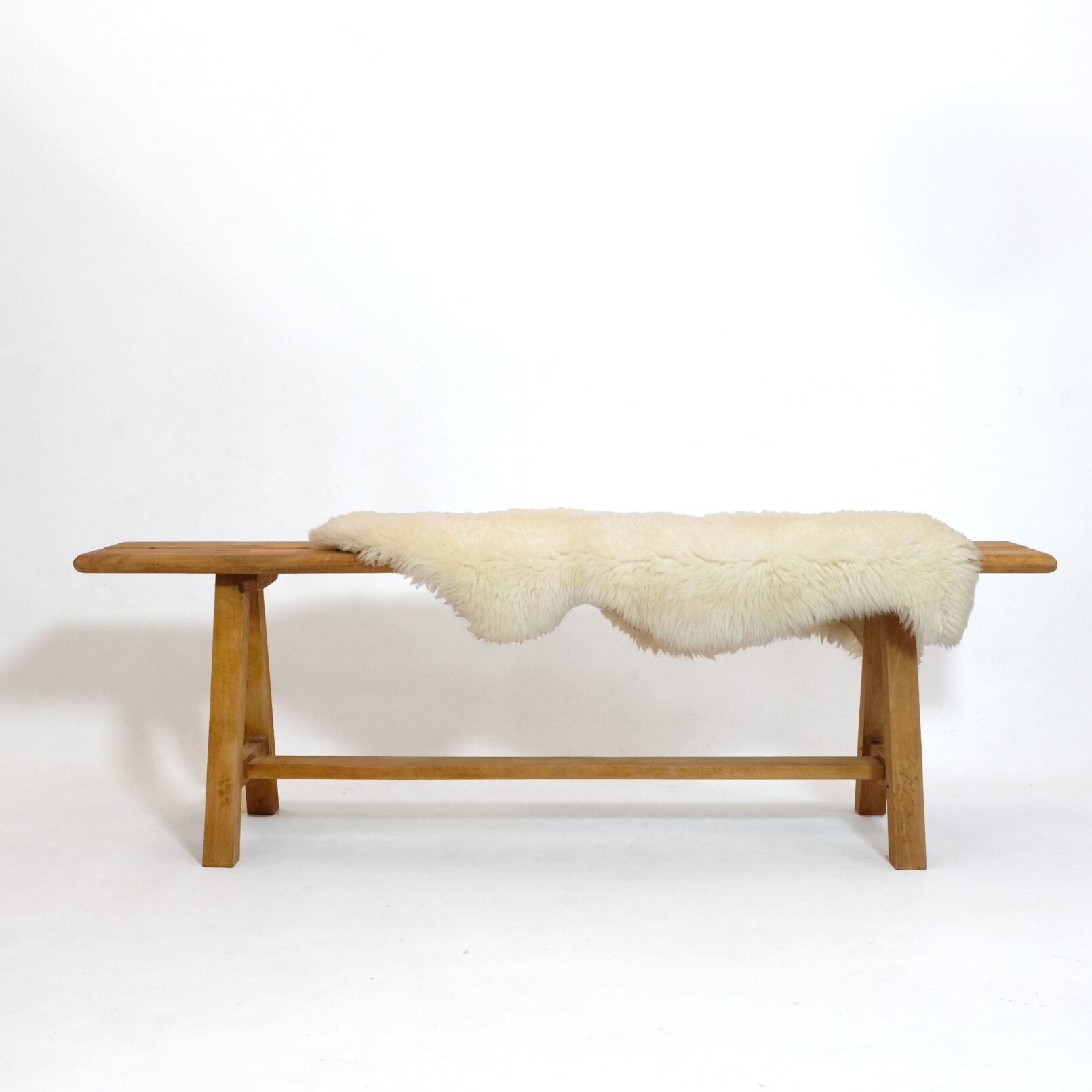 French handcrafted bench, 1980s-1990’s.